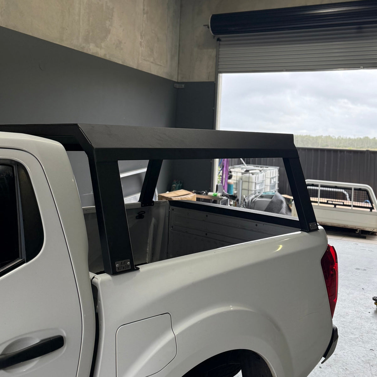Nissan NP300 Summit Tub Racks