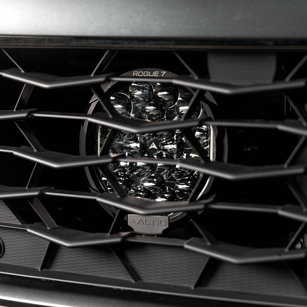 ALTIQ™ GEN3 D-MAX LED 7" Spot Light Stealth Kit - Adrenaline 4X4