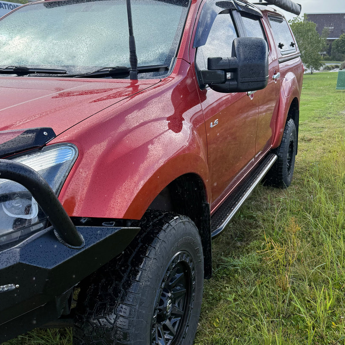 Isuzu DMAX RT 4JJ1 Rocksliders (2012-2020)