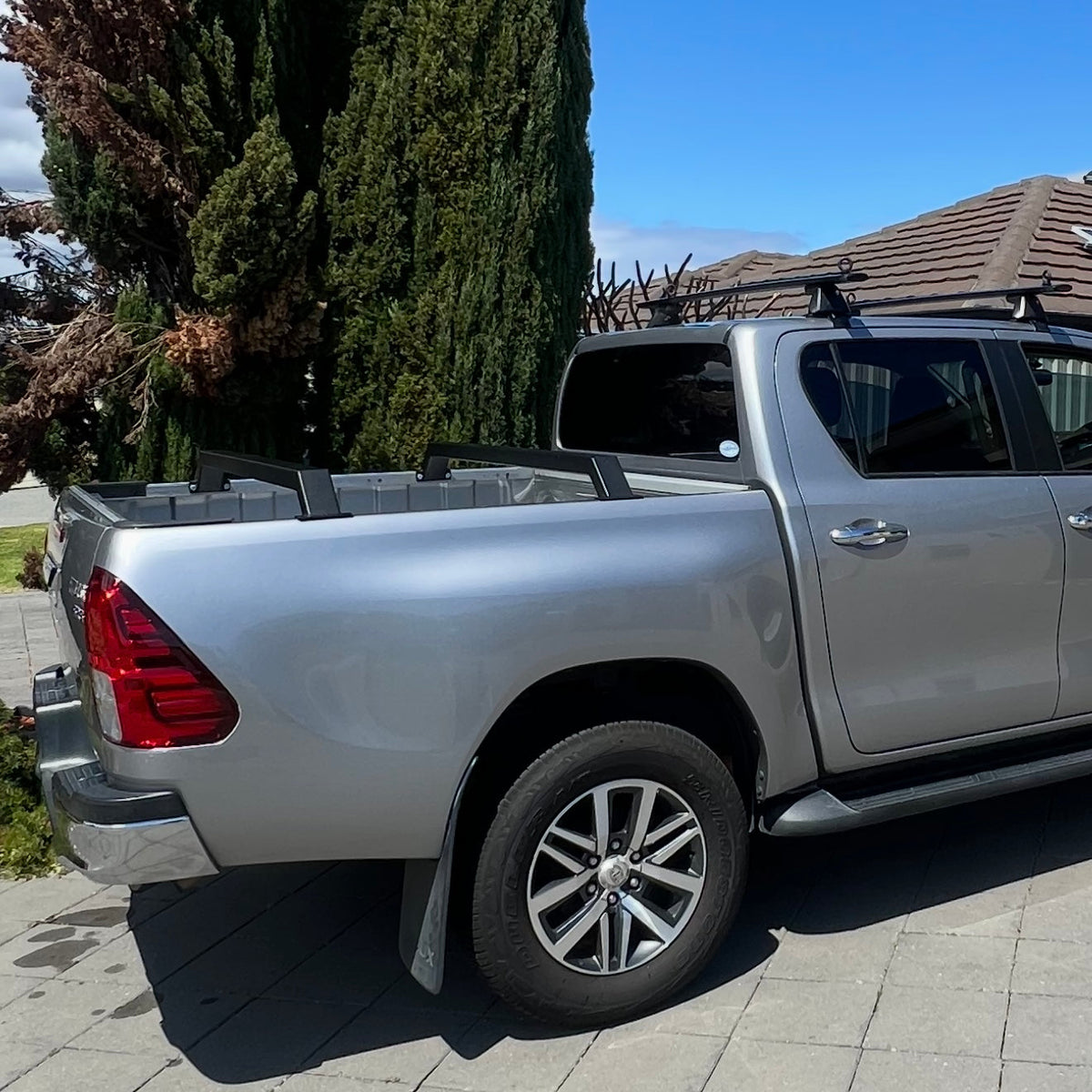 SR N80 Toyota Hilux Low Profile Aluminium Tub Racks (2015-2025)