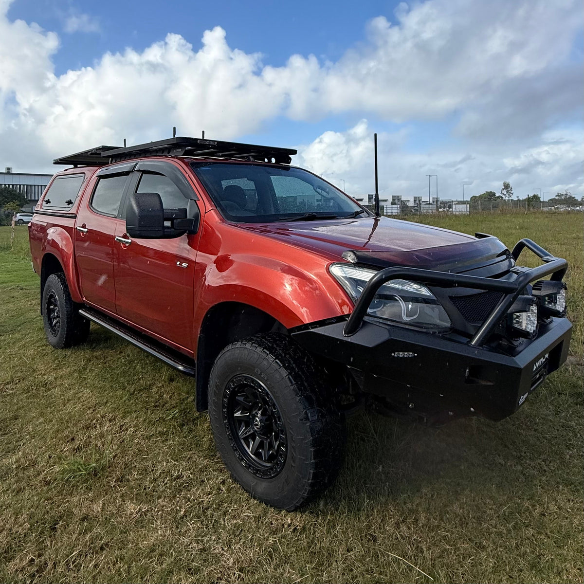 Isuzu DMAX RT 4JJ1 Rocksliders (2012-2020)