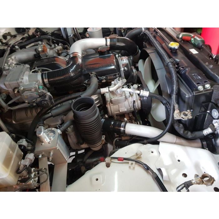 HPD Toyota Landcruiser 105 Series Intercooler 1HZ to 1HD-FTE Conversion