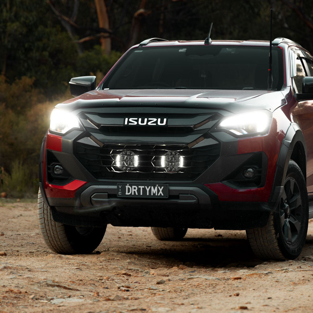 Isuzu D-Max with Altiq LED spot lights fitted behind the grille