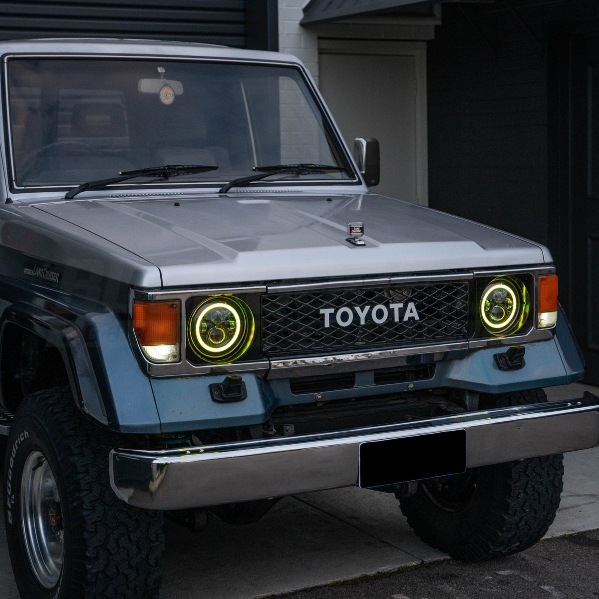 7" 'Halo' LED Colour Chasing Headlights