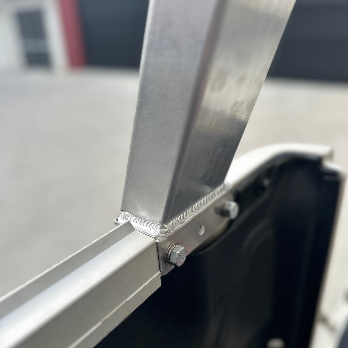 2021+ 4JJ3 Mazda BT50 Aluminium Tub Racks