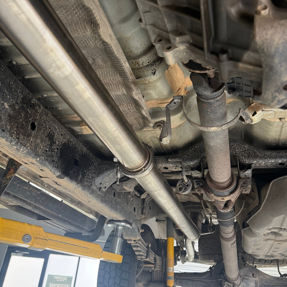 N80 Toyota Hilux (2015-2025) 3.5” Exhaust – 304 Stainless Steel