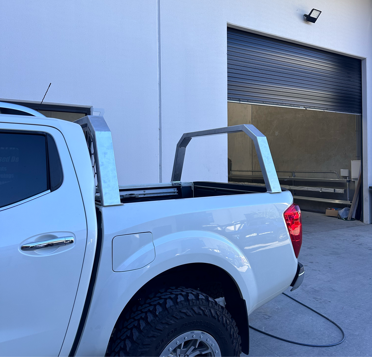 Nissan Navara NP300 Aluminium Tub Racks (2015-2025)