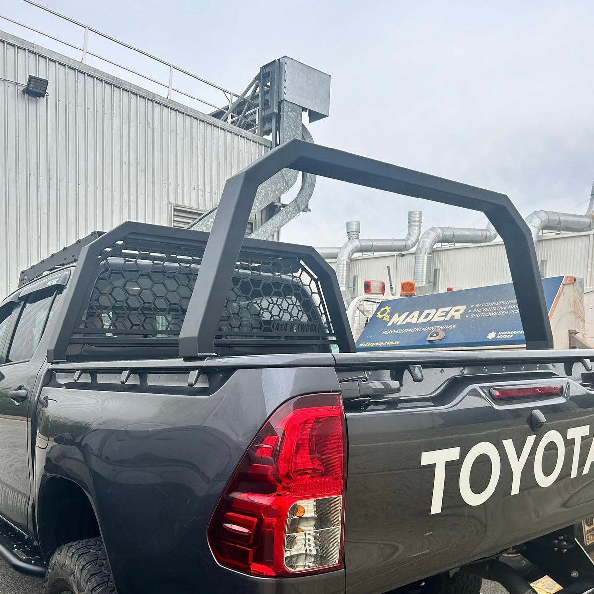 SR N80 Toyota Hilux Aluminium Tub Racks (2015+)