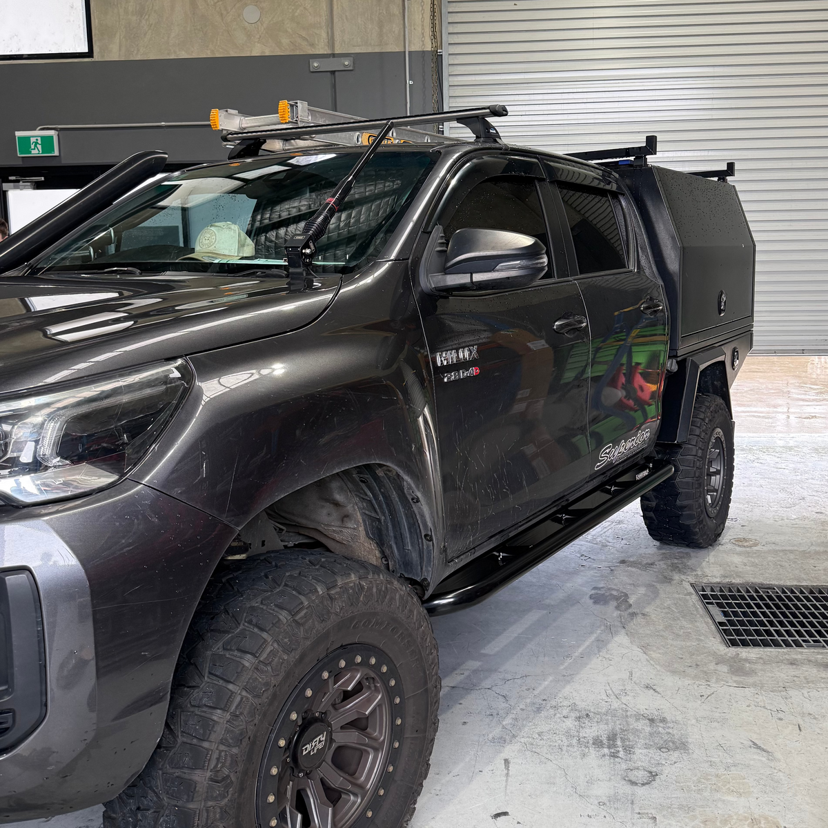 N80 Hilux Rocksliders (2015-2025)