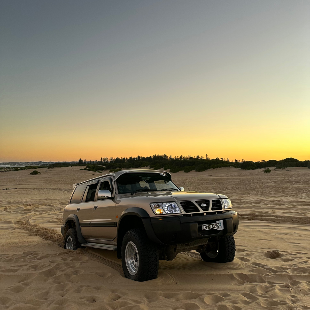 Nissan Patrol Y61 S1-3 LED 'Turbine' Headlights