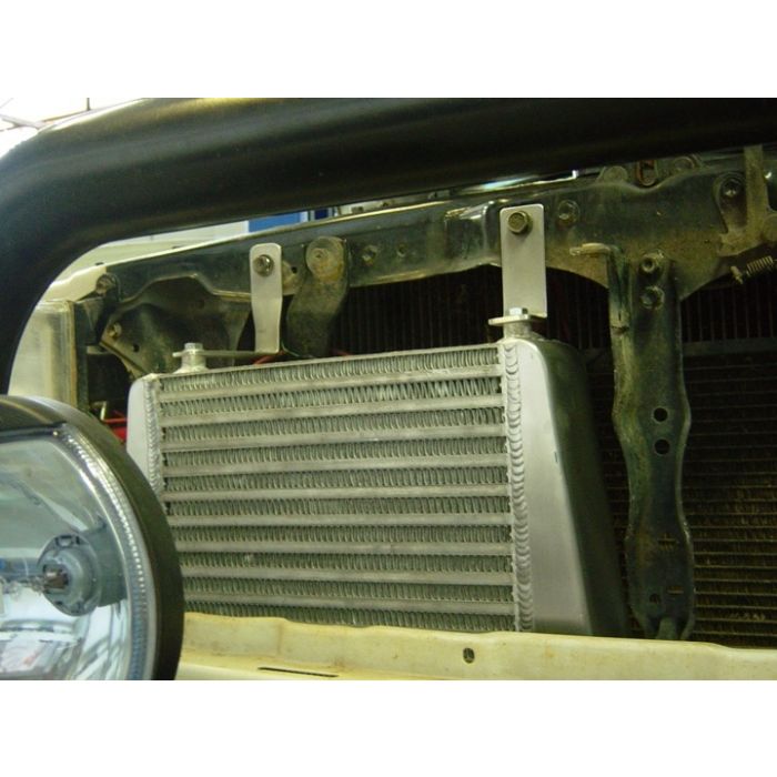HPD Toyota Landcruiser 100 Series Intercooler 1HZ Side