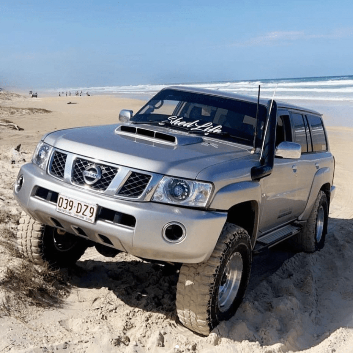 Nissan Patrol Y61 S4 LED 'Turbine' Headlights