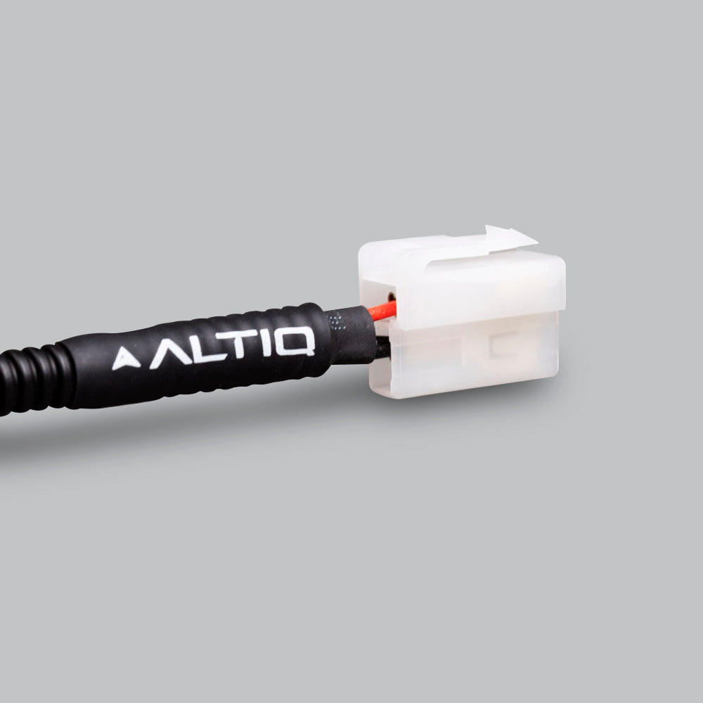 Toyota Hilux N90 (Workmate and SR) - High Beam Piggy Back Adaptor