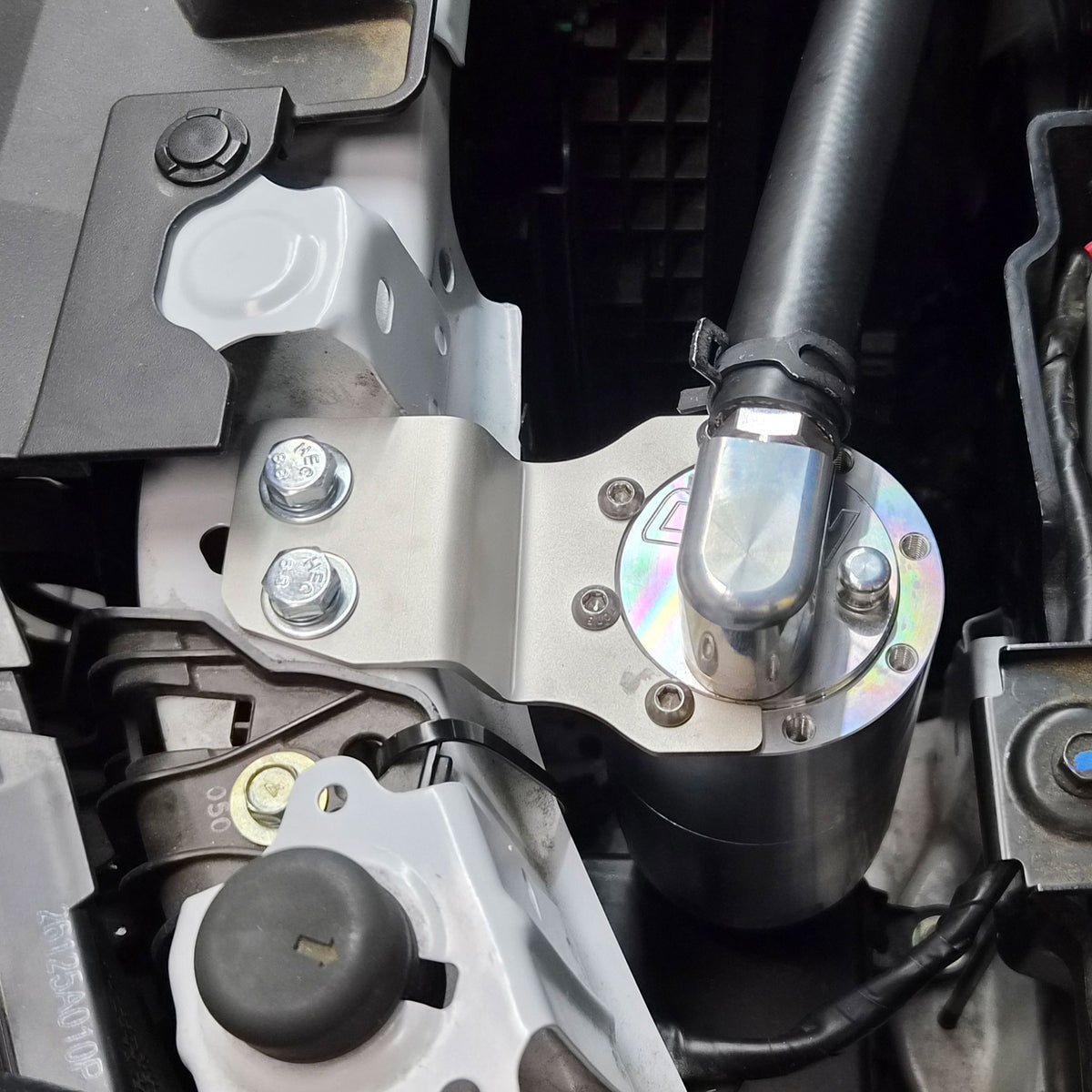 Nissan D27 Navara 2.4L Bi-Turbo Diesel HPD Catch Can Kit
